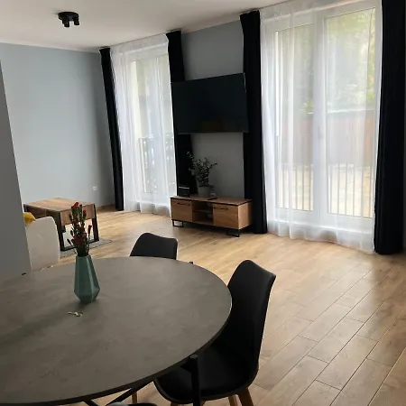 Aquarius Kilinskiego 5 *